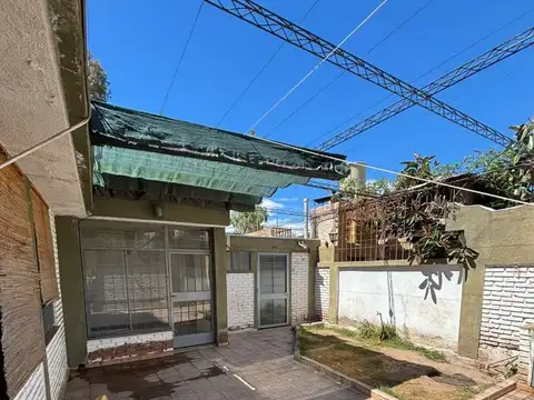 Casa en Alquiler en Godoy Cruz, $ 850.000