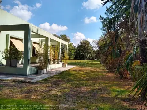 Los Arrayanes, Cc El Moro