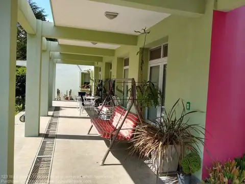 Casa 4 ambientes con 3 baños