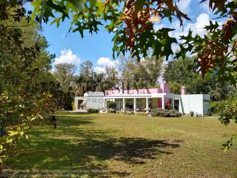 Los Arrayanes, Cc El Moro