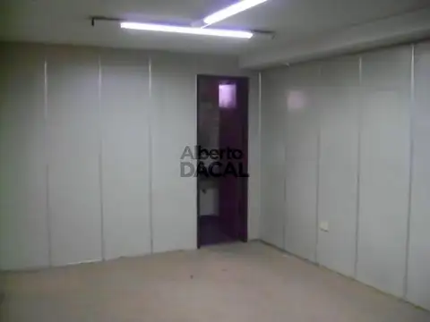 Oficina Monoambiente con 4 baños