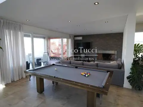 Casa 4 ambientes con 4 baños