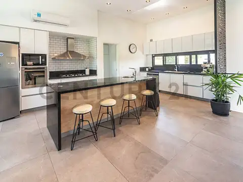 Casa en Venta al Suroeste
