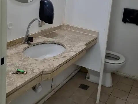Oficina en Alquiler 40 años