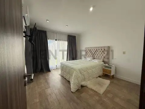 VENTA CASA 3 AMBIENTES EN GLEW BARRIO SANTA ANTA