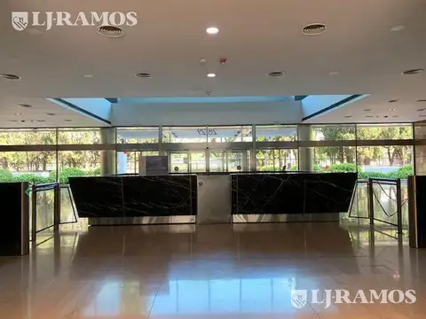 Alquiler de oficina de 700 m2 en Olivos