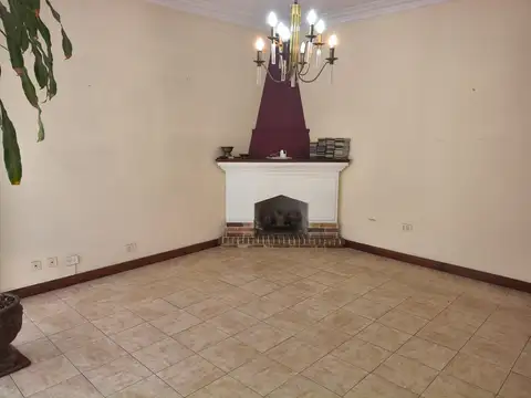 Depto Tipo Casa en Alquiler al Noreste