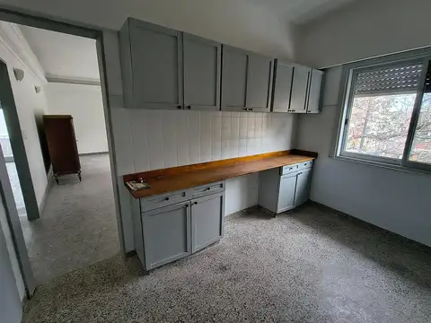 Departamento 4 ambientes con 2 baños