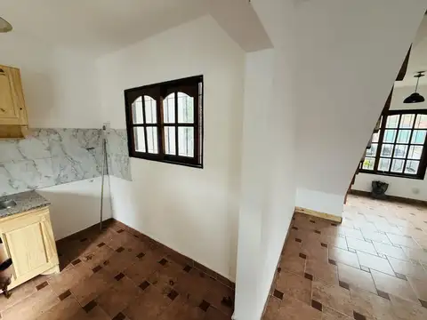 Depto Tipo Casa en Venta con 1 cocheras