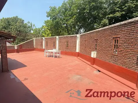 Casa 5 ambientes con cochera Villa Urquiza