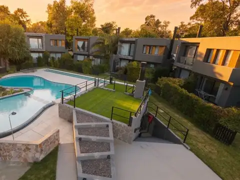 VENTA CASA DÚPLEX 3 AMB CON JARDÍN, PARRILLA, PILETA Y COCHERA — CIPRESES TORTUGAS PILAR KM 38,...