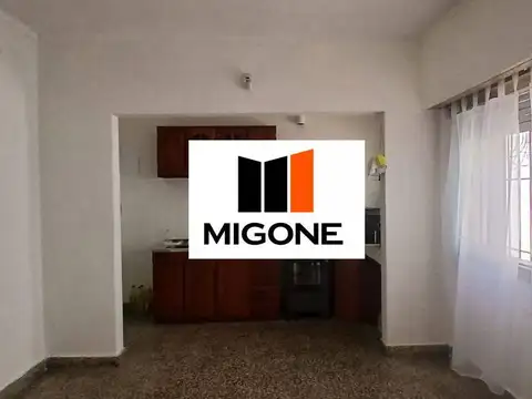 Casa 3 ambientes con 1 baño