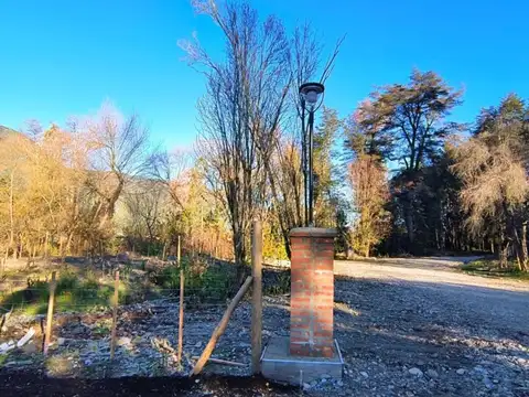 Terreno en Venta 27  mts Fondo