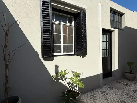 Depto Tipo Casa en Venta de 2 ambientes