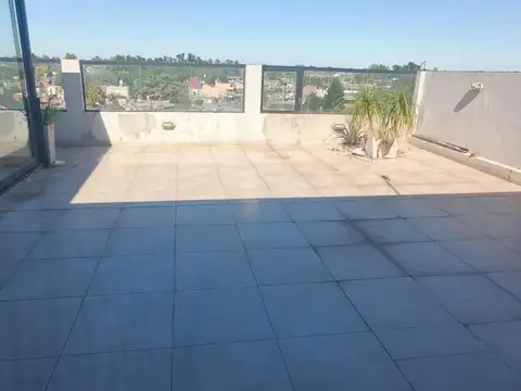Excelente departamento 4 ambientes, quincho y amplia terraza