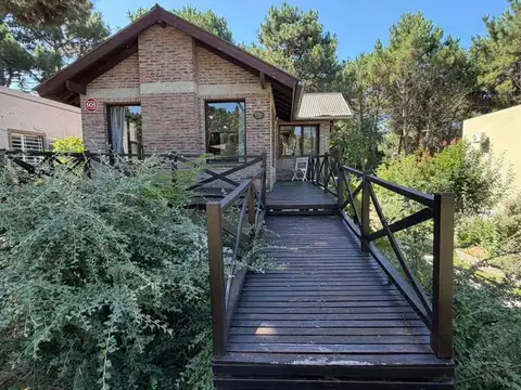 Casa y Departamento  9 p alquiler Valeria del Mar