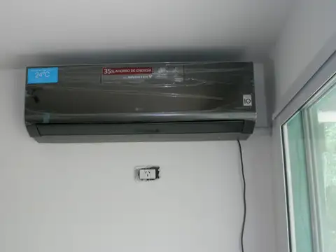 T A Le Breton 5500, Piso 2