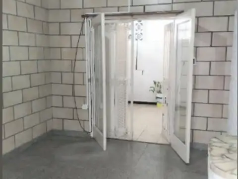 Depto Tipo Casa en Venta de 2 ambientes