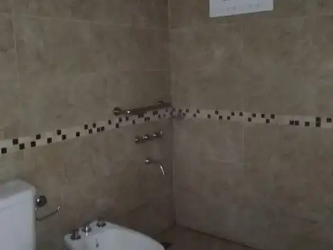 Cochabamba 2200, Piso 1