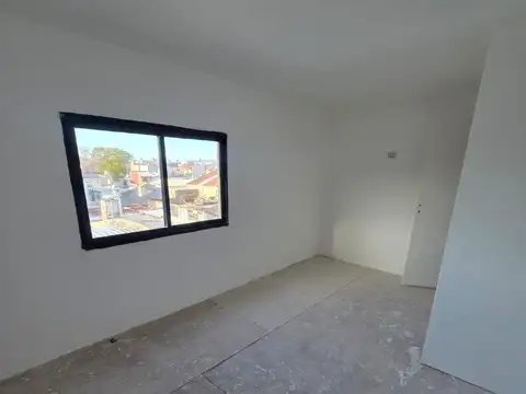 Depto Tipo Casa 3 ambientes con 1 baño