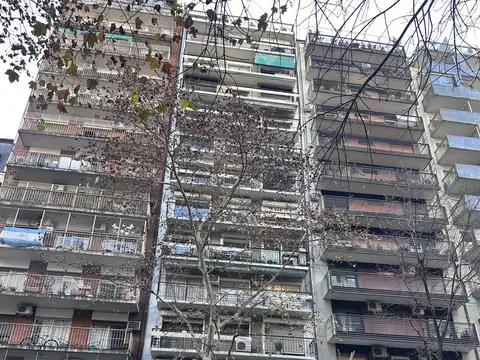 Av. Pueyrredon  al 1700