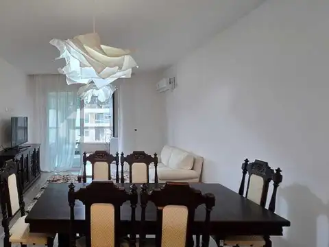 Departamento en Alquiler con 1 cocheras