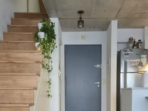 Depto Tipo Casa 2 ambientes con 1 baño