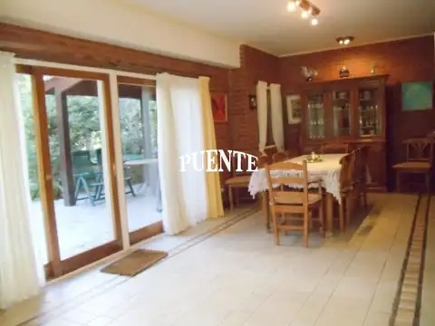 Casa en Venta con 1 cochera