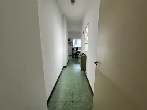 Departamento 5 ambientes con 2 baños
