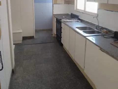 Departamento en Alquiler en Olivos Vias/Maipu, $ 1.300.000