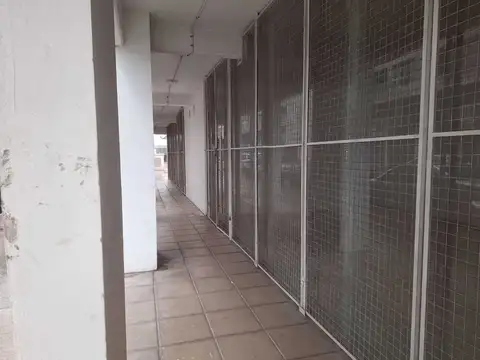 Alquiler Local Comercial en Parque Patricios