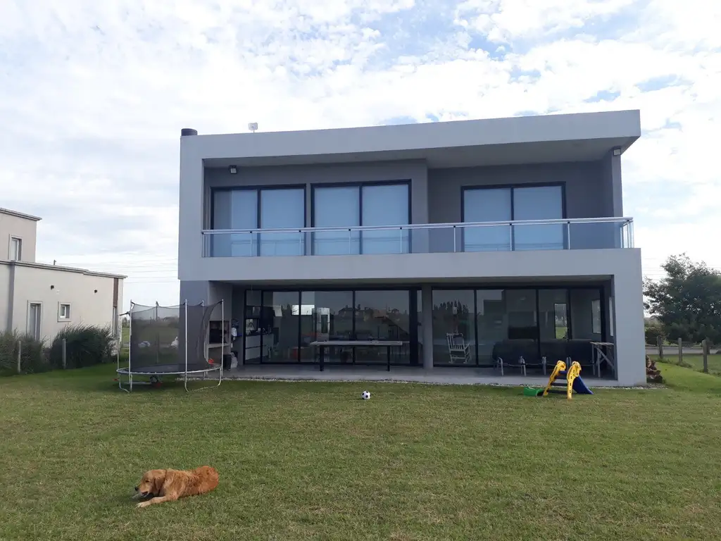 Venta Casa a la laguna en San Lucas 4 Dormitorios Canning - Foto 19