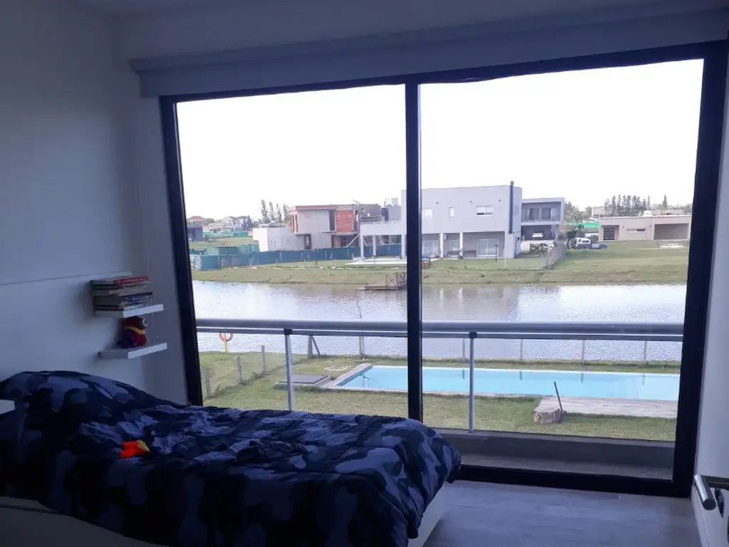Venta Casa a la laguna en San Lucas 4 Dormitorios Canning