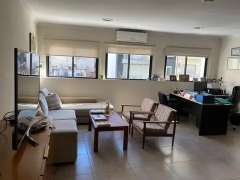 Venta Local Barrio Norte muy amplio con bajas expensas 