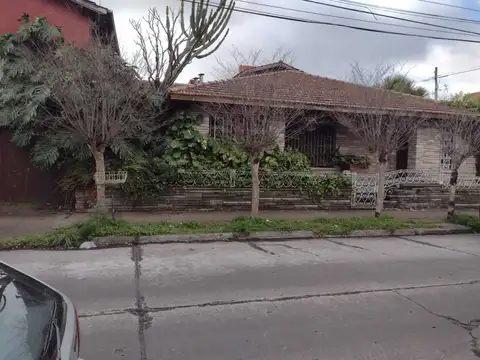 Casa Chalet  en Venta en Martínez, San Isidro, G.B.A. Zona Norte