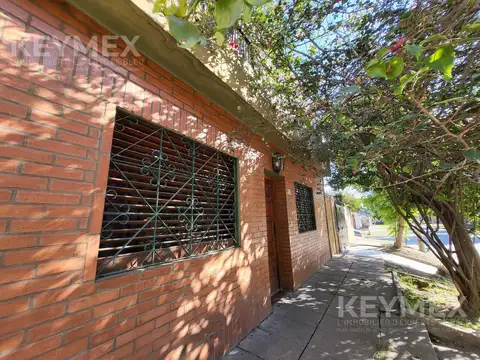 Depto Tipo Casa 4 ambientes con 2 baños