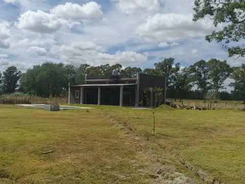 Quinta en venta Bª La nueva Parada - Brandsen. Tranquilidad y naturaleza con amplio espacio. Oportunidad!!!