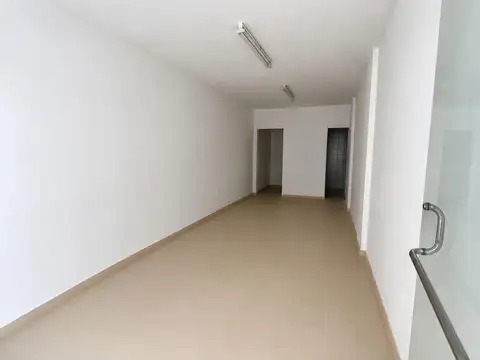 Local comercial 30 mt2 , en pleno centro de Cordoba
