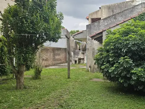 Ph en venta en La Plata a refaccionar