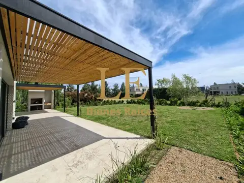 Casa en Venta en El Naudir, USD 380.000