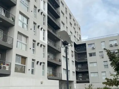 Av.Juan de Garay  al 3200