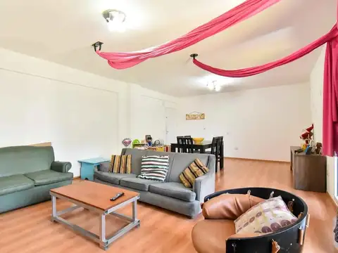 Departamento 4 ambientes con 1 baño