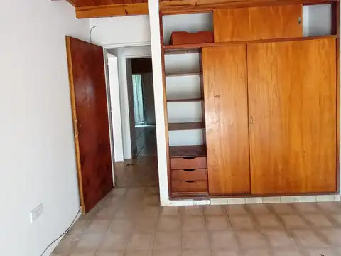 VENTA CASA 6 AMBIENTES EN PABLO NOGUES