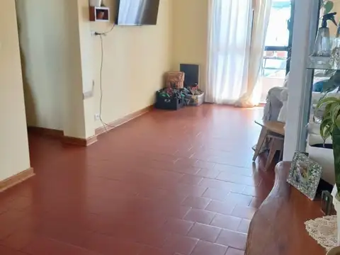 Parque Belgrano. Zona Norte. Block 100