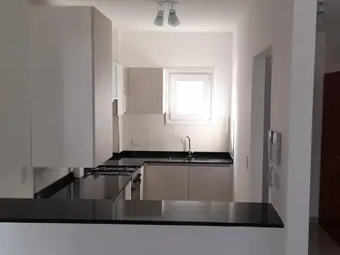 Departamento en Alquiler con 1 cocheras