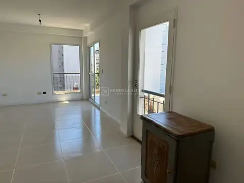 Venta de Departamento 1 Ambiente APTO PROFESIONAL  en Caseros Centro, Tres de Febrero