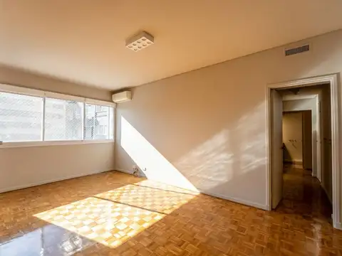 Avenida General Las Heras 3700