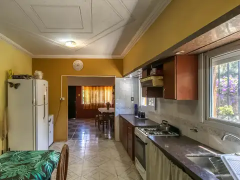 478 ENTRE 10 Y 11 1500