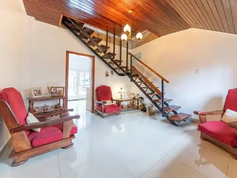 Casa en Venta en El Libertador, USD 180.000