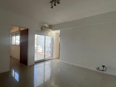 Departamento de 3 ambientes con balcón